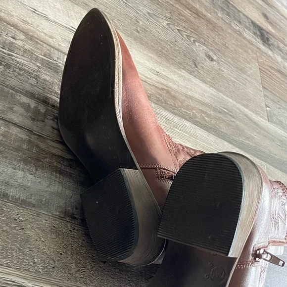 Coconuts By Matisse Pistol Cowboy Bootie Boots Size 7.5 Like New Never Worn - Picture 5 of 6